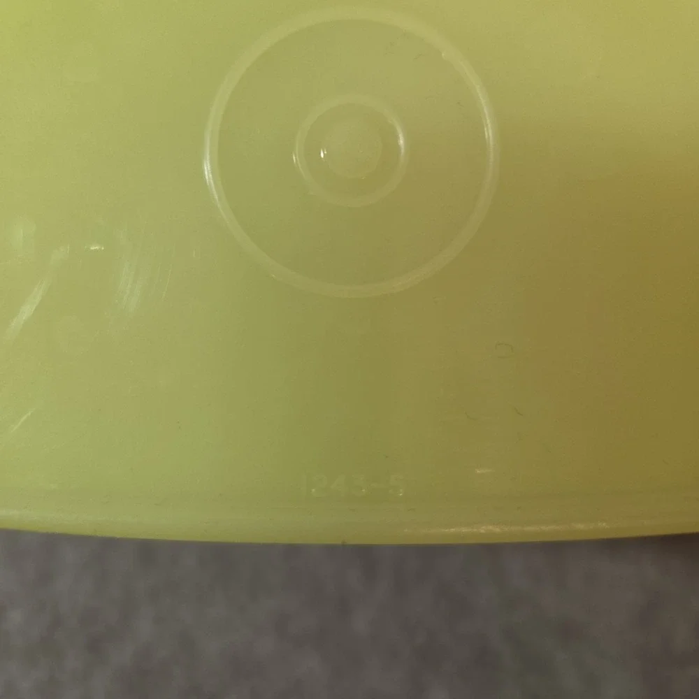 Vintage 1970's Tupperware Yellow Shelf Saver Refrigerator Container 1243-5